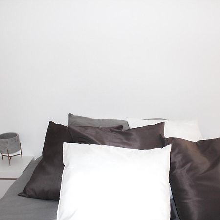 Хостел Atelier 3 Лоле Экстерьер фото